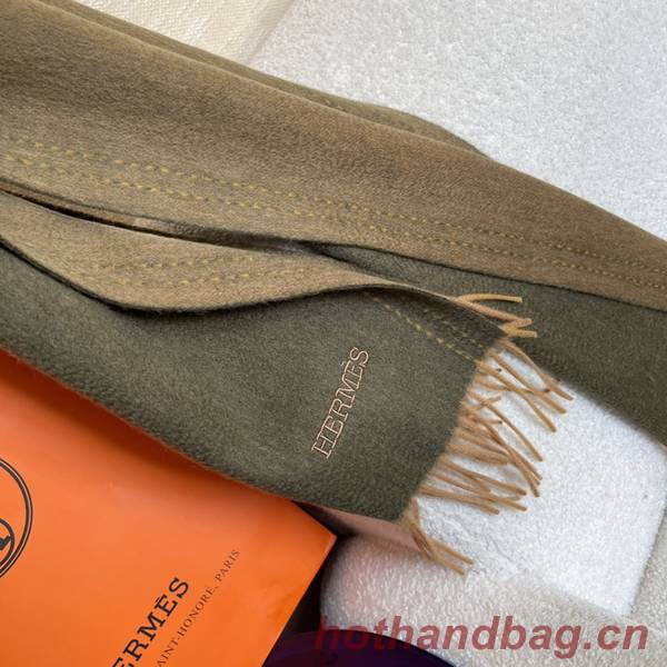 Hermes Scarf HEC00770 Hermes Scarf HEC00770