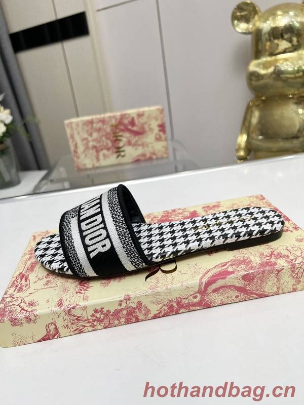 Dior Shoes DIS00352 Dior Shoes DIS00352