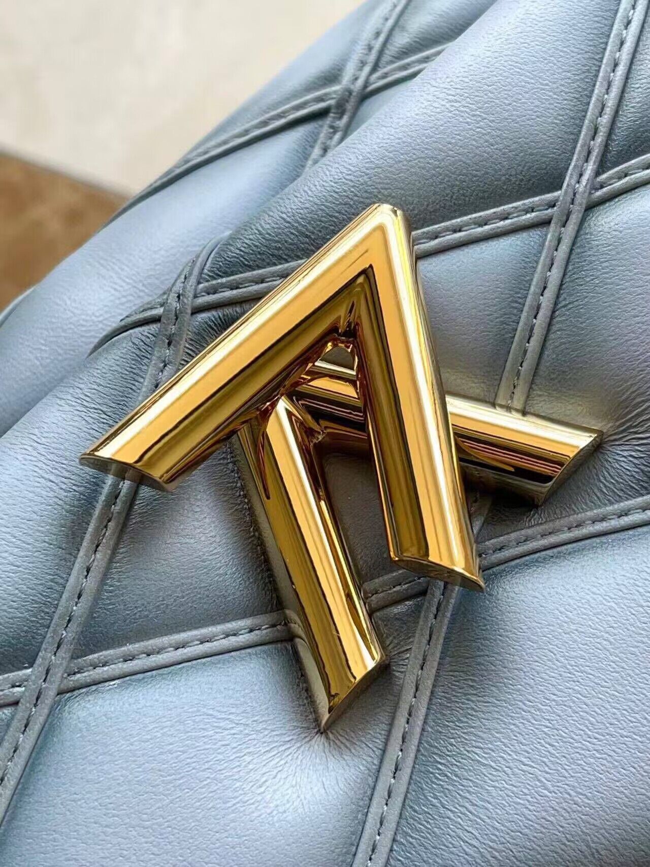 Louis Vuitton GO-14 MM M23568 Gray Louis Vuitton GO-14 MM M23568 Gray