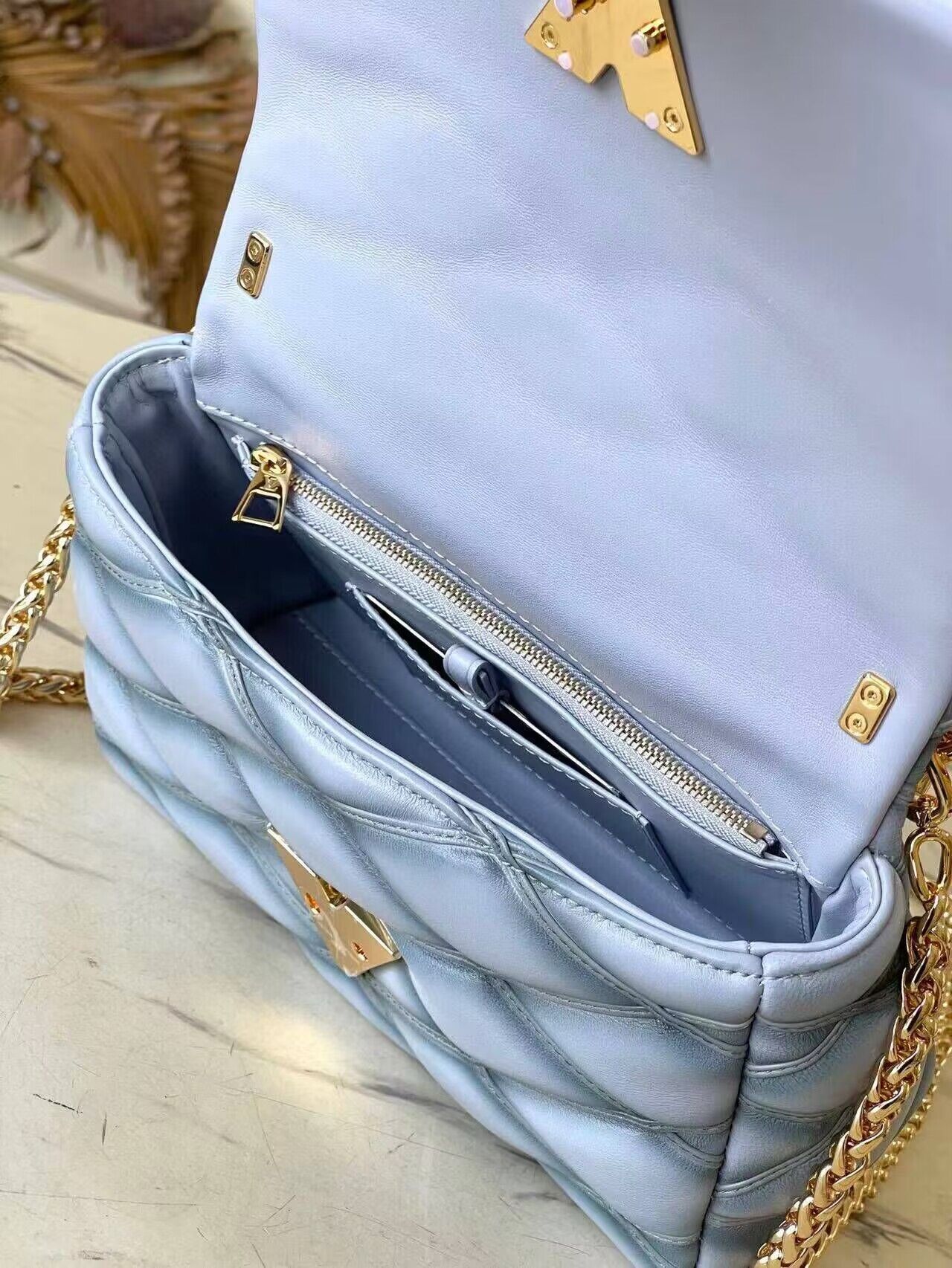 Louis Vuitton GO-14 MM M23568 Gray Louis Vuitton GO-14 MM M23568 Gray