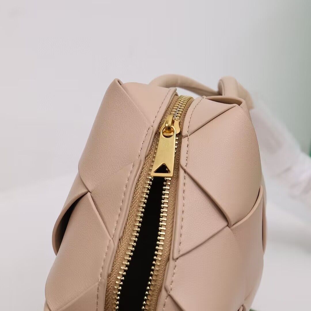 Bottega Veneta Mini Cassette Camera Bag 701915 Cream Bottega Veneta Mini Cassette Camera Bag 701915 Cream