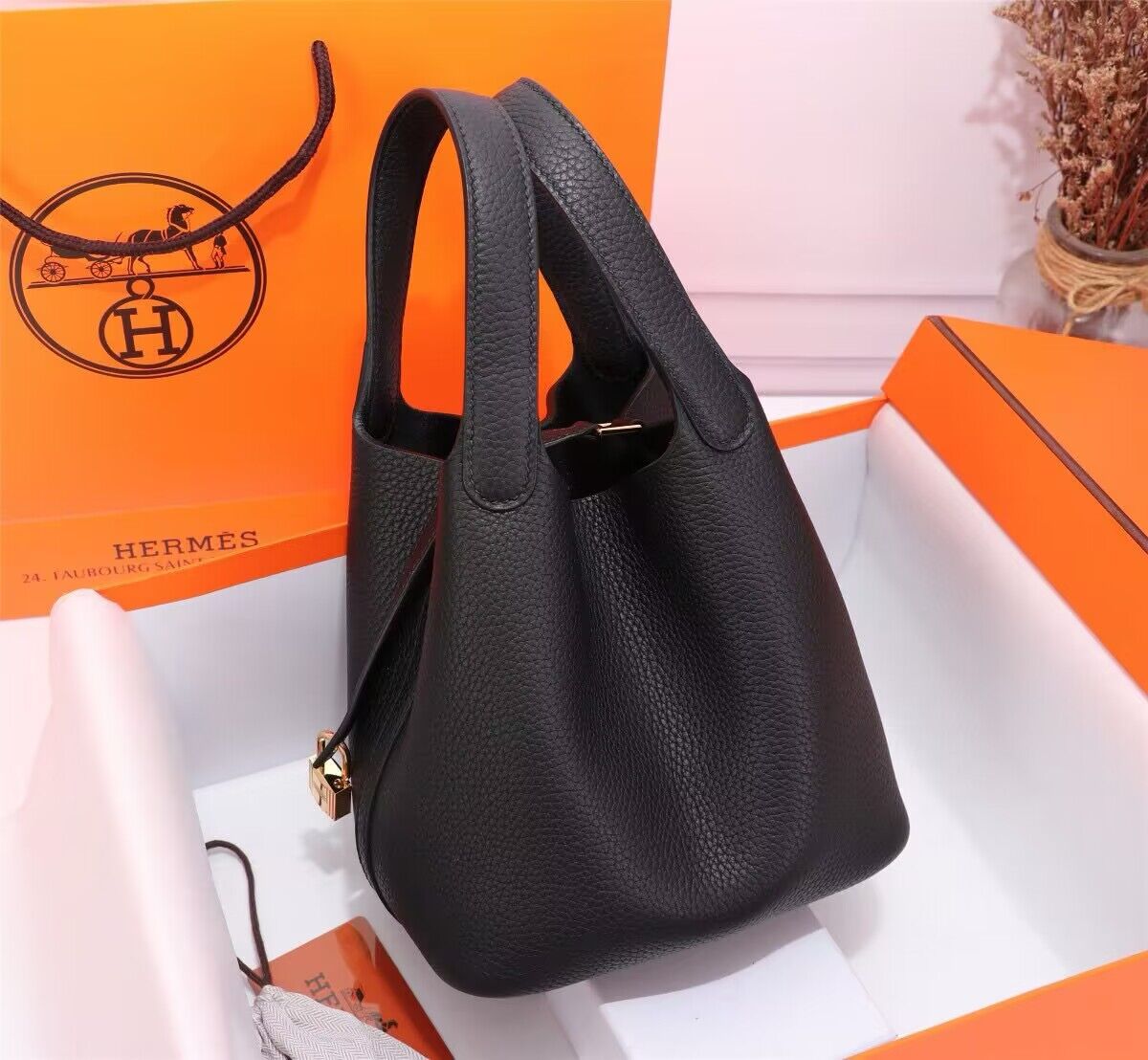 Hermes Picotin Lock Bags Original togo Leather PL3388 Black Gold-Tone Hermes Picotin Lock Bags Original togo Leather PL3388 Black Gold-Tone