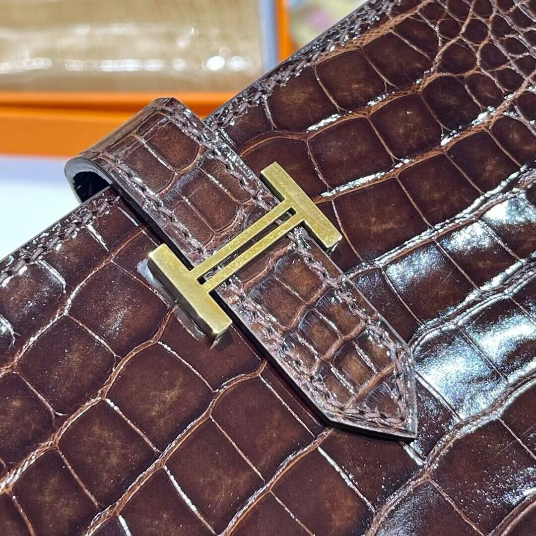 Hermes 100% genuine crocodile leather kelly Wallet 33569 Dark Brown Hermes 100% genuine crocodile leather kelly Wallet 33569 Dark Brown