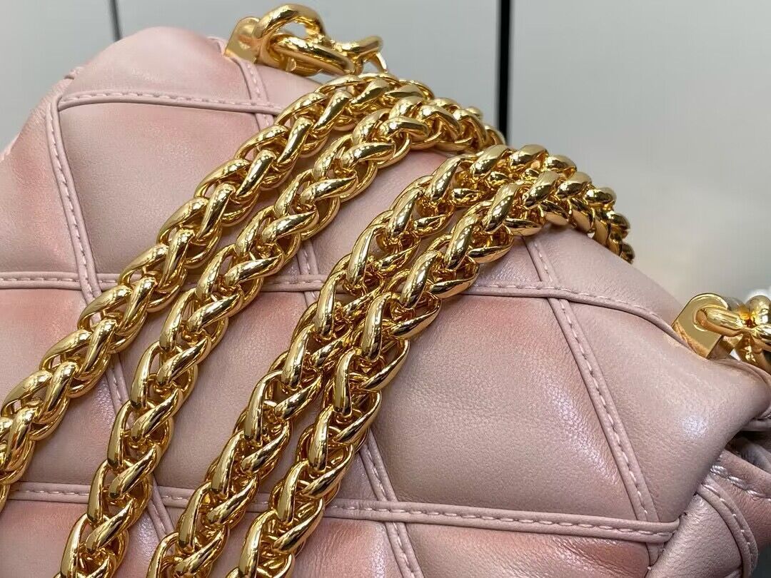 Louis Vuitton GO-14 MM M82752 Apricot Louis Vuitton GO-14 MM M82752 Apricot