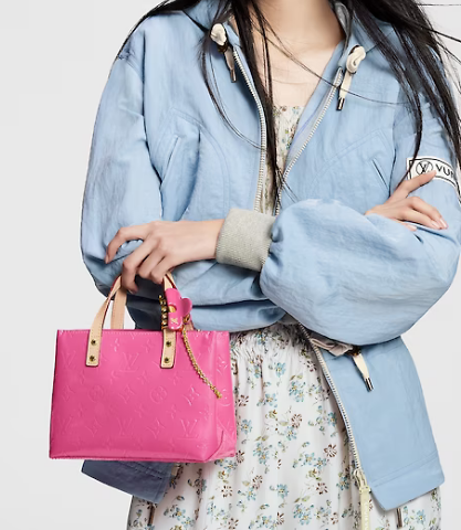 Louis Vuitton Reade PM M24028 Neon Pink Louis Vuitton Reade PM M24028 Neon Pink