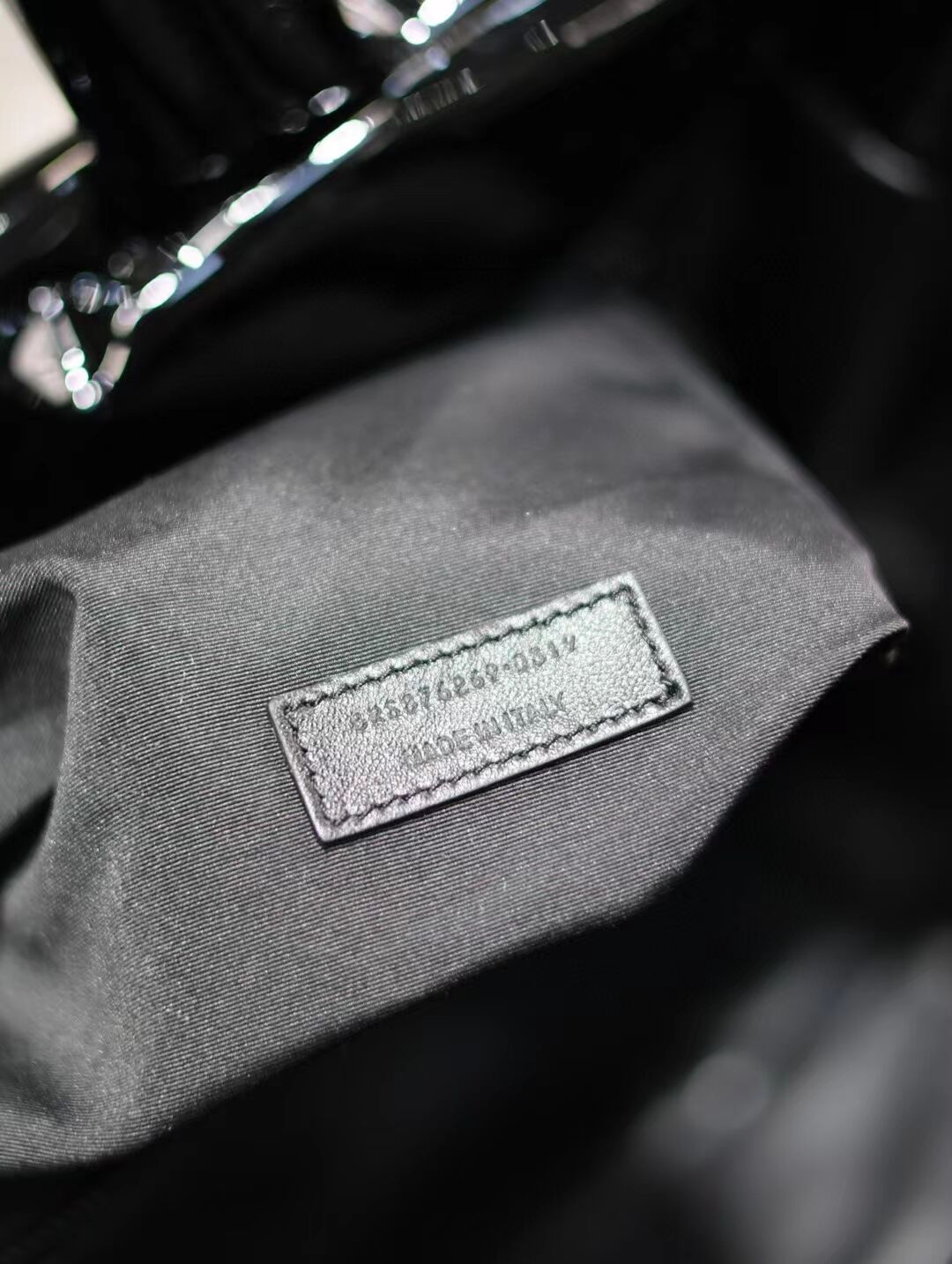 SAINT LAURENT MAXI TOTE IN PATENT CANVAS 756269 BLACK SAINT LAURENT MAXI TOTE IN PATENT CANVAS 756269 BLACK