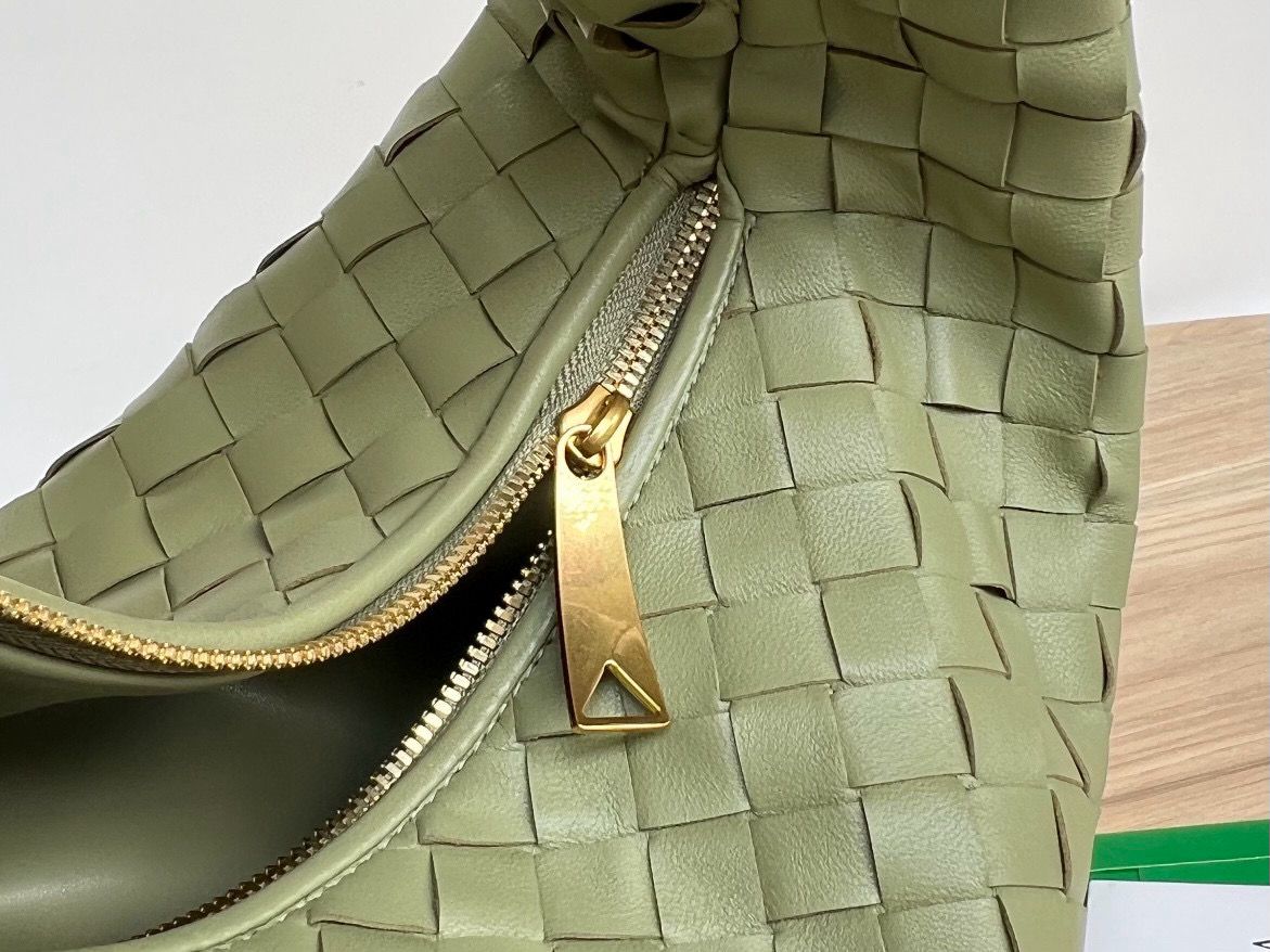 Bottega Veneta Teen Jodie 690225 Light Green Bottega Veneta Teen Jodie 690225 Light Green