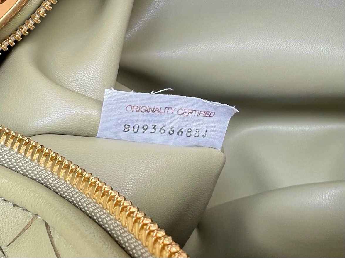 Bottega Veneta Teen Jodie 690225 Light Green Bottega Veneta Teen Jodie 690225 Light Green