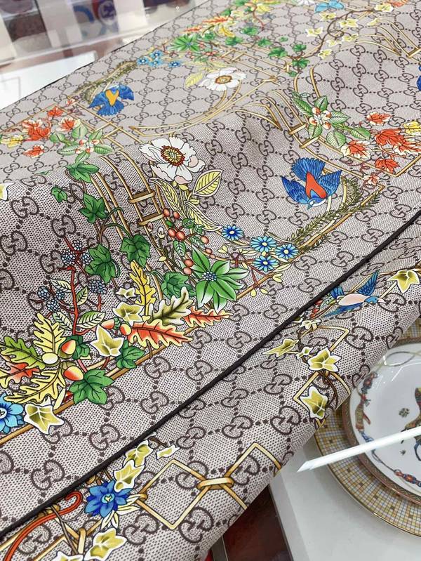 Gucci Scarf GUC00339 Gucci Scarf GUC00339