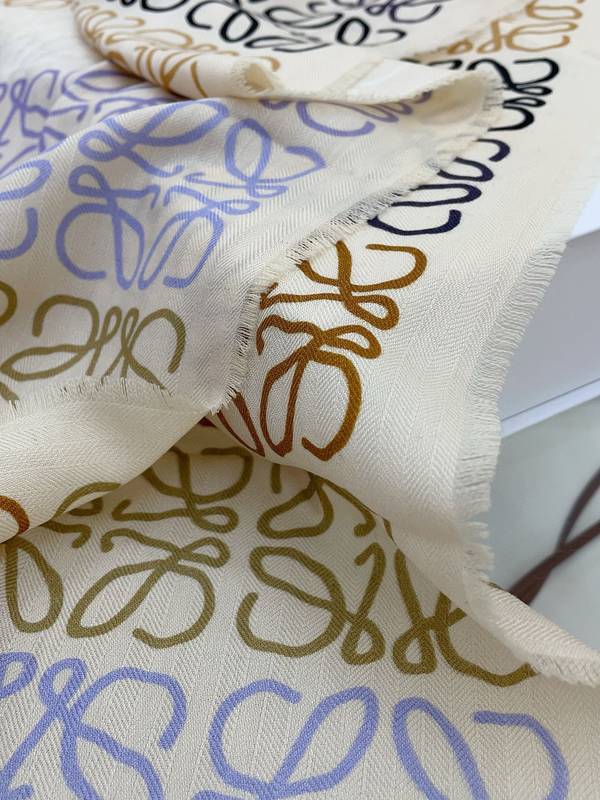 Loewe Scarf LOC00055 Loewe Scarf LOC00055