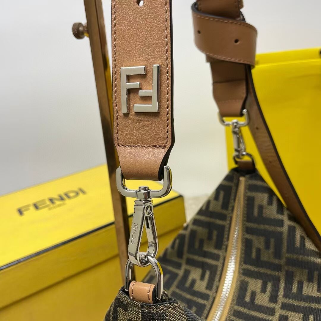 Fendi After FF Camellia-colored leather bag with laser-cut FF F7604 brown Fendi After FF Camellia-colored leather bag with laser-cut FF F7604 brown