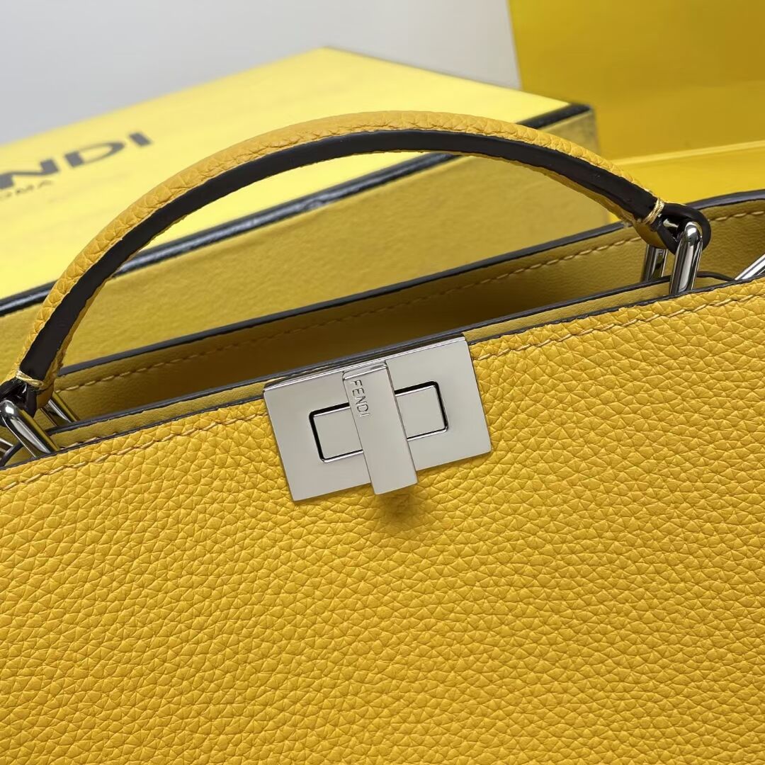 Fendi Peekaboo ISeeU XCross leather bag 7VA582A Yellow Fendi Peekaboo ISeeU XCross leather bag 7VA582A Yellow