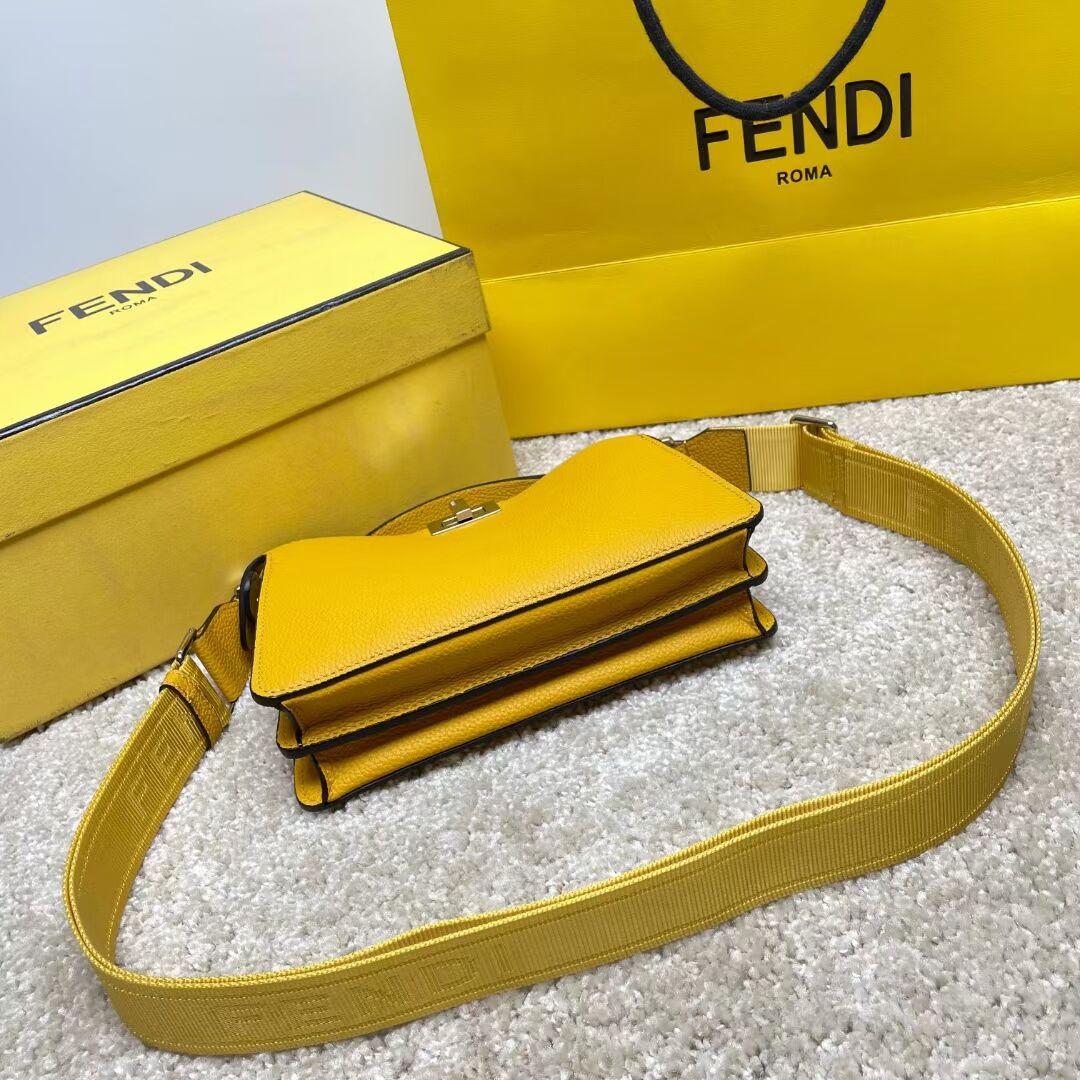 Fendi Peekaboo ISeeU XCross leather bag 7VA582A Yellow Fendi Peekaboo ISeeU XCross leather bag 7VA582A Yellow