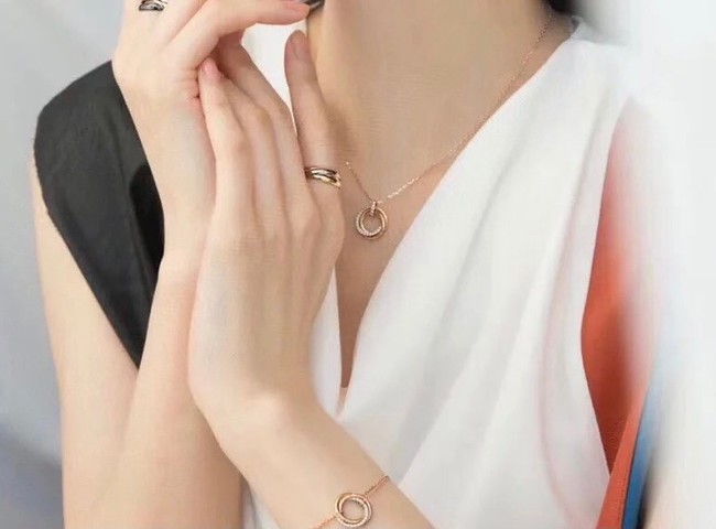 Cartier NECKLACE CE13904