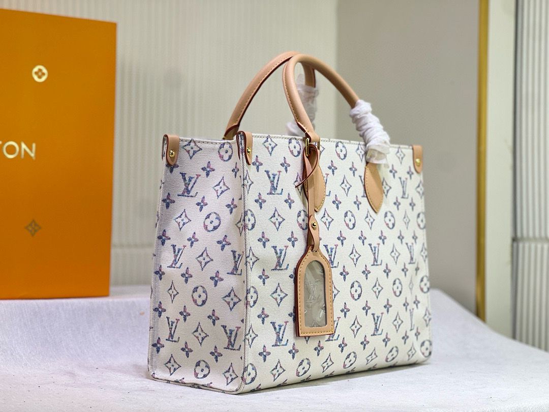 Louis Vuitton Monogram Reverse OnTheGo MM M24708 White Louis Vuitton Monogram Reverse OnTheGo MM M24708 White