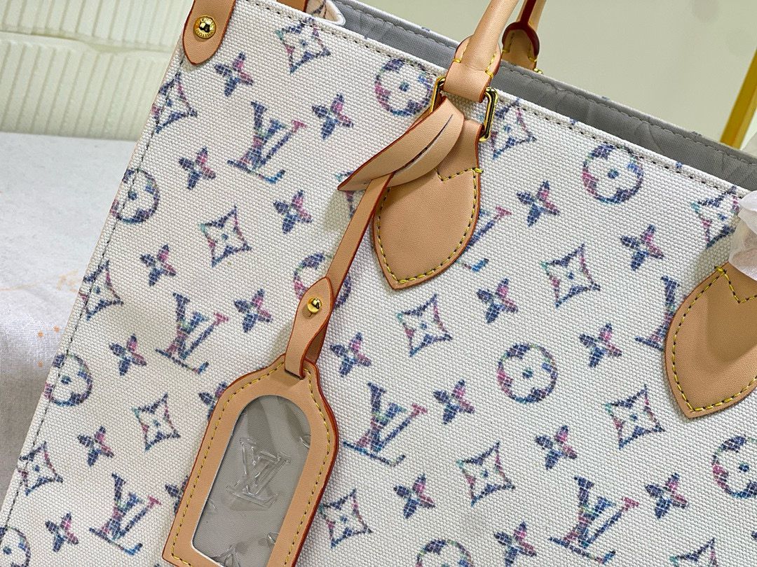 Louis Vuitton Monogram Reverse OnTheGo MM M24708 White Louis Vuitton Monogram Reverse OnTheGo MM M24708 White