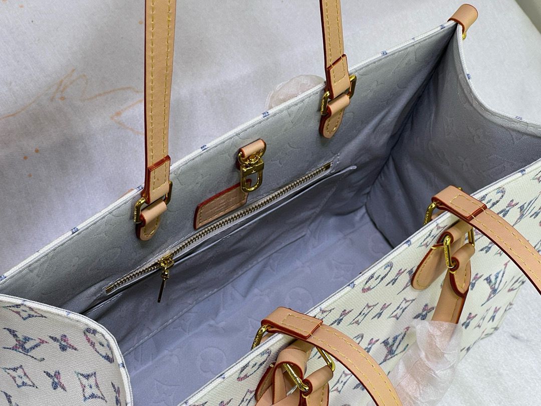 Louis Vuitton Monogram Reverse OnTheGo MM M24708 White Louis Vuitton Monogram Reverse OnTheGo MM M24708 White