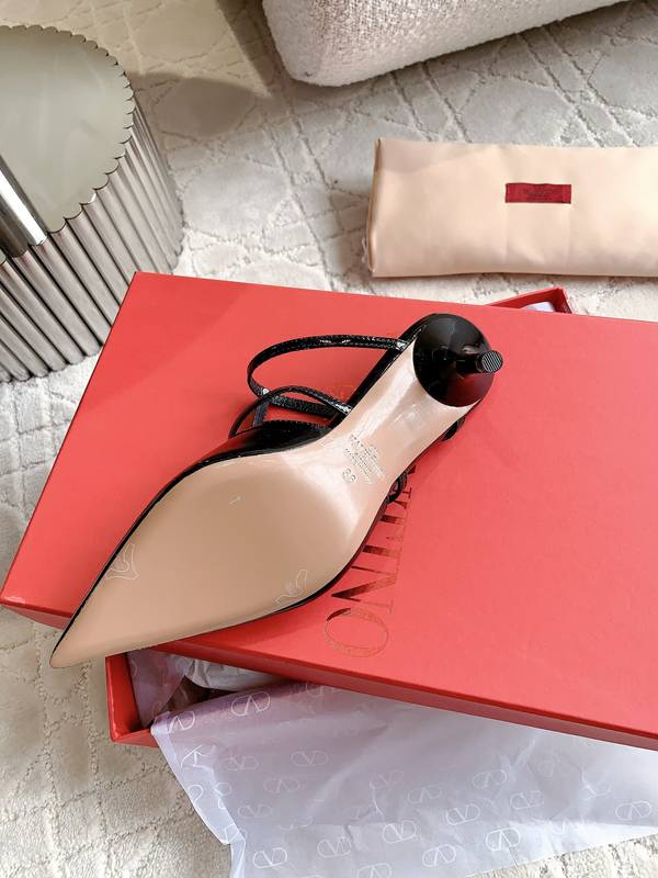 Valentino Shoes VOS00388 Heel 6.5CM Valentino Shoes VOS00388 Heel 6.5CM