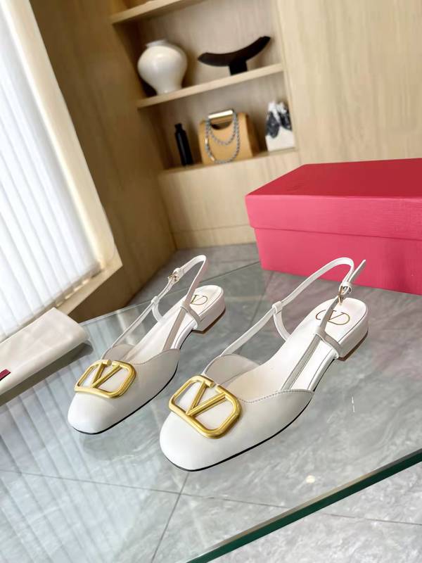 Valentino Shoes VOS00451 Heel 2CM Valentino Shoes VOS00451 Heel 2CM