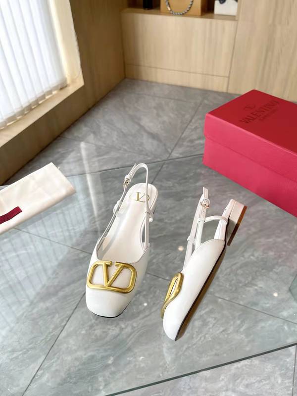 Valentino Shoes VOS00451 Heel 2CM Valentino Shoes VOS00451 Heel 2CM
