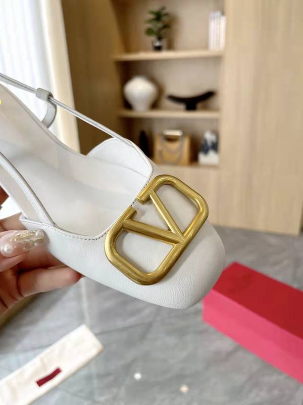 Valentino Shoes VOS00451 Heel 2CM Valentino Shoes VOS00451 Heel 2CM