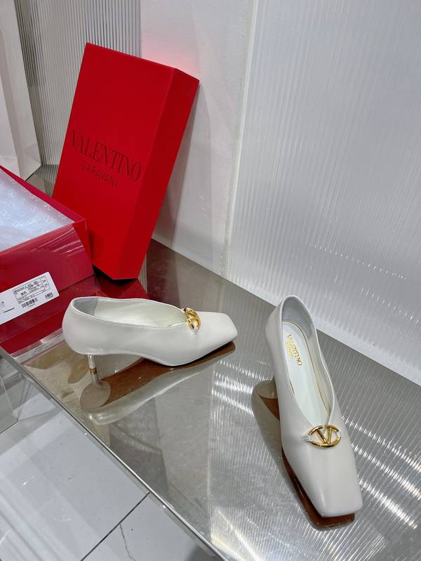 Valentino Shoes VOS00457 Heel 6.5CM Valentino Shoes VOS00457 Heel 6.5CM