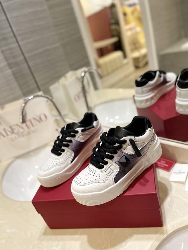 Valentino Couple Shoes VOS00549 Valentino Couple Shoes VOS00549