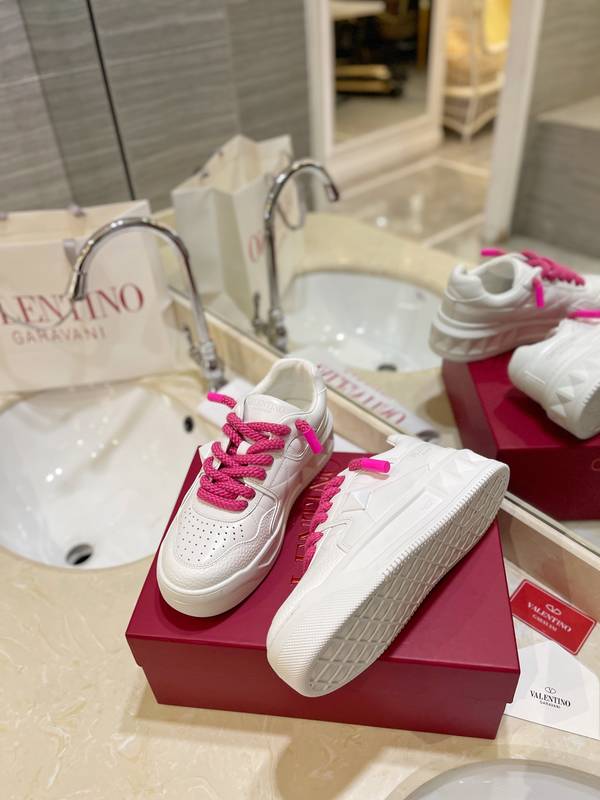 Valentino Couple Shoes VOS00559 Valentino Couple Shoes VOS00559