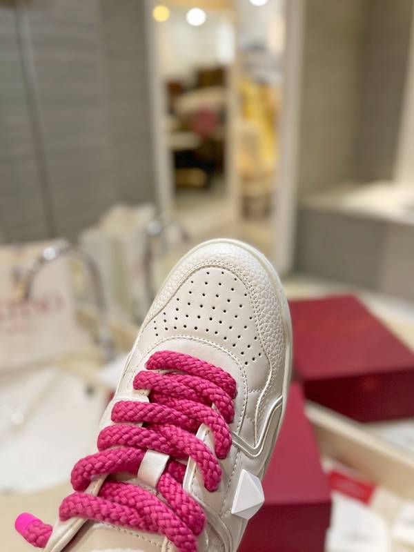 Valentino Couple Shoes VOS00559 Valentino Couple Shoes VOS00559