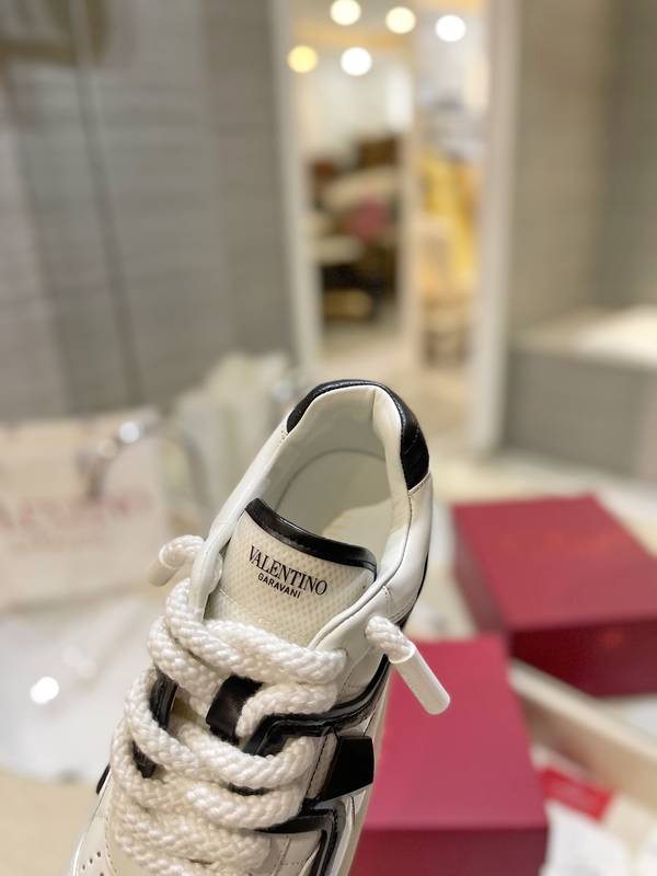 Valentino Couple Shoes VOS00568 Valentino Couple Shoes VOS00568