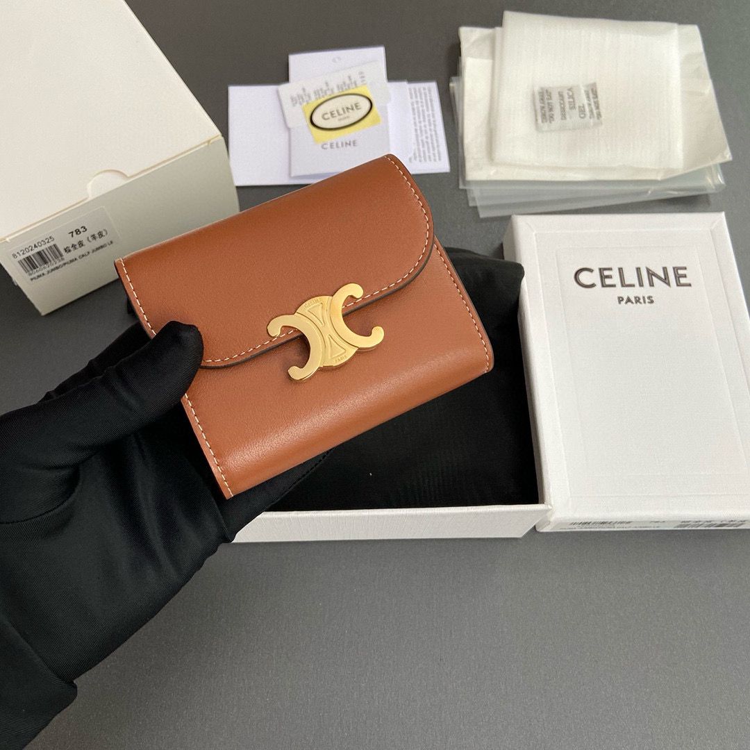 Celine SMALL WALLET TRIOMPHE IN SHINY CALFSKIN 10D783 BROWN Celine SMALL WALLET TRIOMPHE IN SHINY CALFSKIN 10D783 BROWN