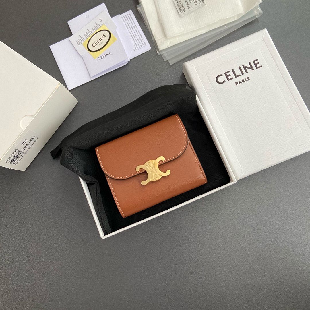 Celine SMALL WALLET TRIOMPHE IN SHINY CALFSKIN 10D783 BROWN Celine SMALL WALLET TRIOMPHE IN SHINY CALFSKIN 10D783 BROWN