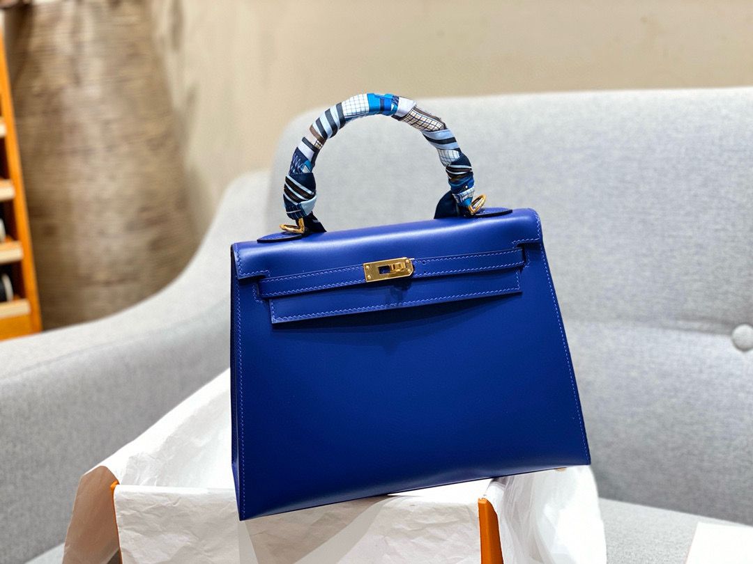Hermes Kelly 28cm Shoulder Bags Smooth Box Leather KL28 Blue Gold-Tone Hermes Kelly 28cm Shoulder Bags Smooth Box Leather KL28 Blue Gold-Tone