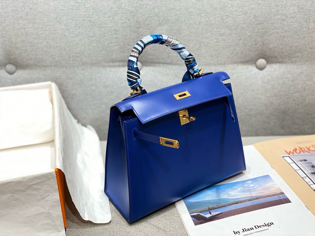 Hermes Kelly 28cm Shoulder Bags Smooth Box Leather KL28 Blue Gold-Tone Hermes Kelly 28cm Shoulder Bags Smooth Box Leather KL28 Blue Gold-Tone