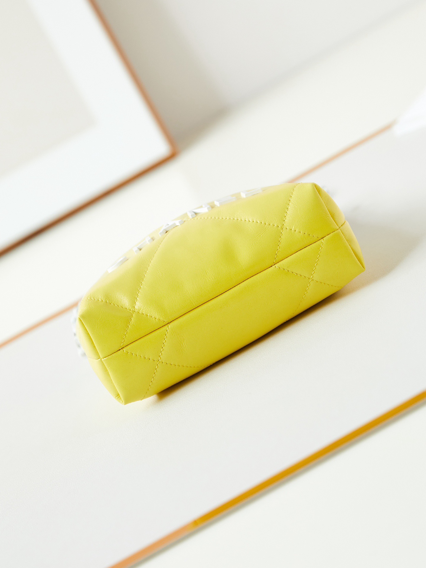 CHANEL 22 MINI HANDBAG AS3980 White & Light yellow CHANEL 22 MINI HANDBAG AS3980 White & Light yellow