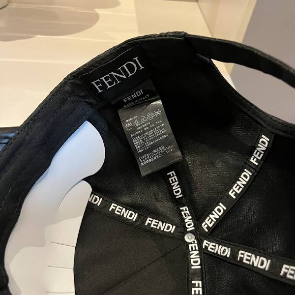 Fendi Hat FDH00062 Fendi Hat FDH00062