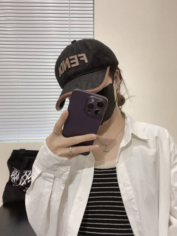 Fendi Hat FDH00070 Fendi Hat FDH00070