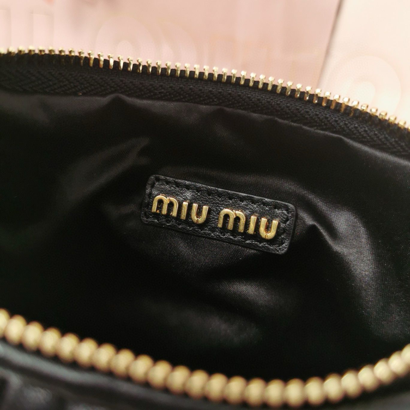 Miu Miu Wander Matelasse Original Sheepskin Bag 5BC125 Black Miu Miu Wander Matelasse Original Sheepskin Bag 5BC125 Black