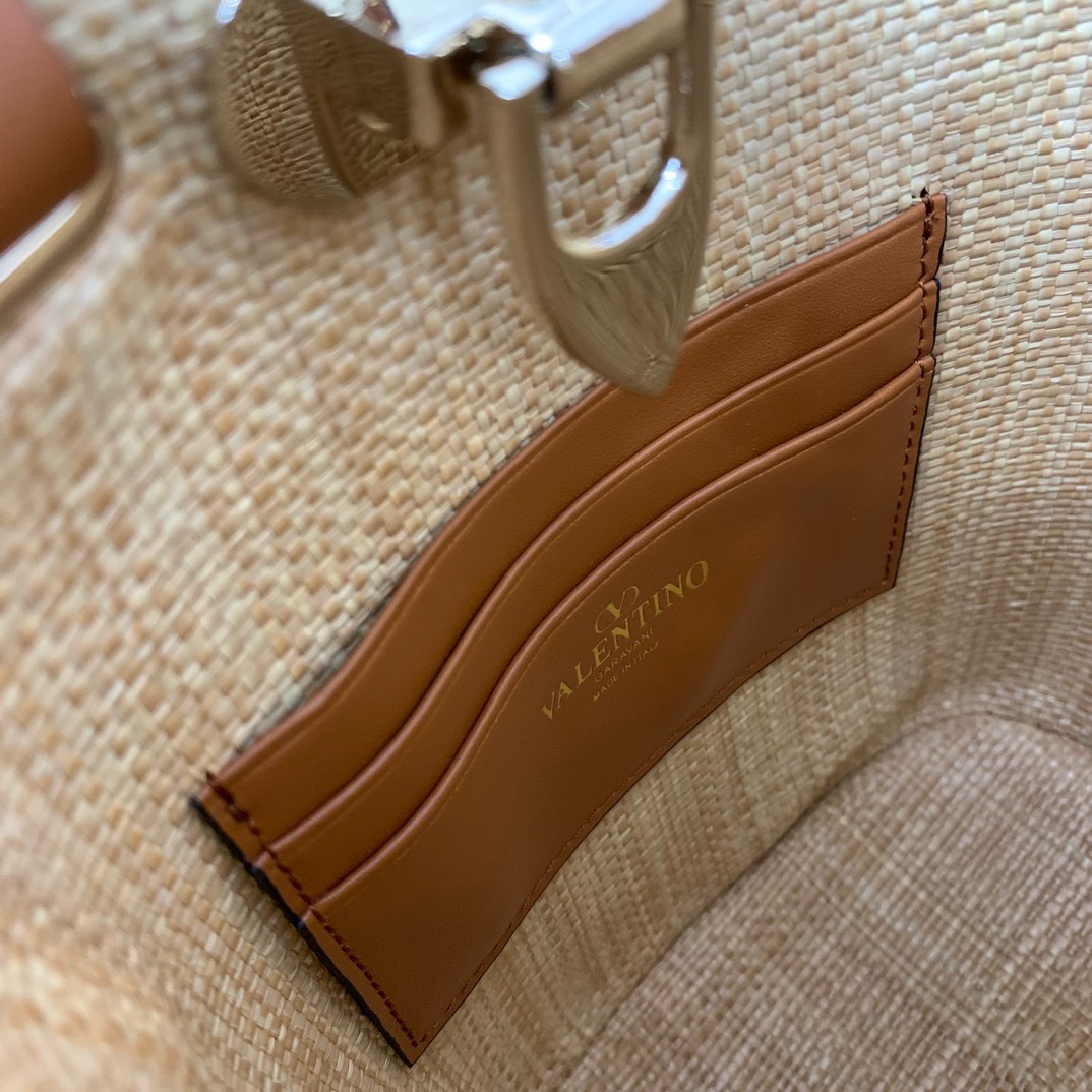 VALENTINO VLOGO SIGNATURE RAFFIA Shoulder Bag 0314 brown VALENTINO VLOGO SIGNATURE RAFFIA Shoulder Bag 0314 brown