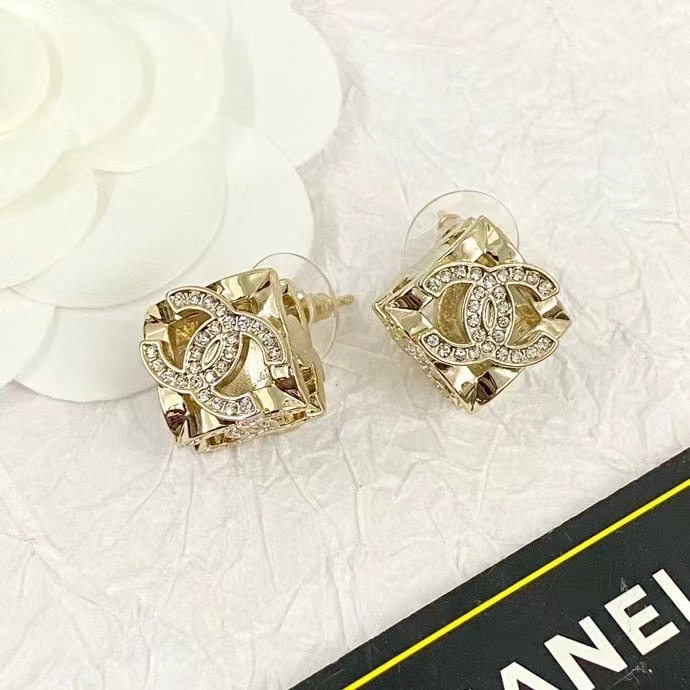 Chanel Earrings CE14404 Chanel Earrings CE14404