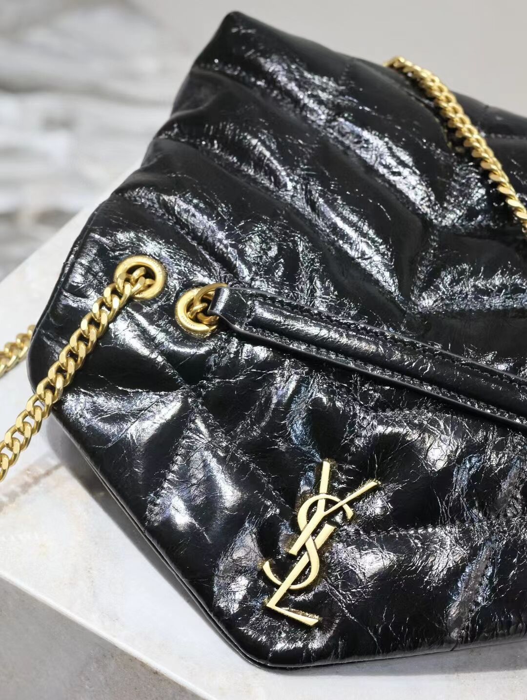 SAINT LAUREN PUFFER SMALL CHAIN BAG IN PATENT Y779223 BLACK SAINT LAUREN PUFFER SMALL CHAIN BAG IN PATENT Y779223 BLACK