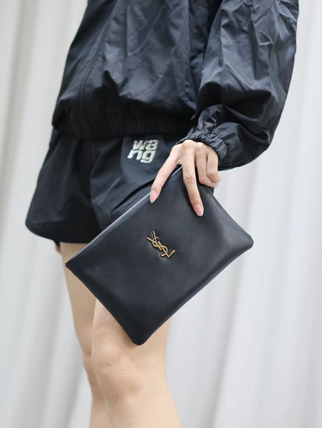 SAINT LAURENT CALYPSO SMALL POUCH IN LAMBSKIN 765025 black SAINT LAURENT CALYPSO SMALL POUCH IN LAMBSKIN 765025 black