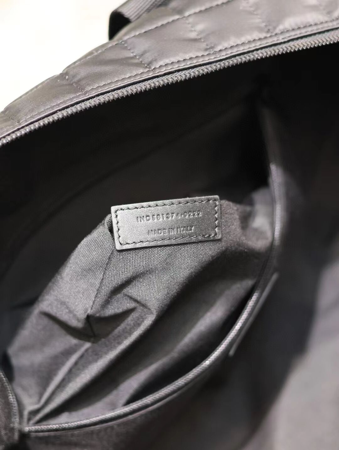 SAINT LAURENT Travel Bag Y871665-1 black SAINT LAURENT Travel Bag Y871665-1 black