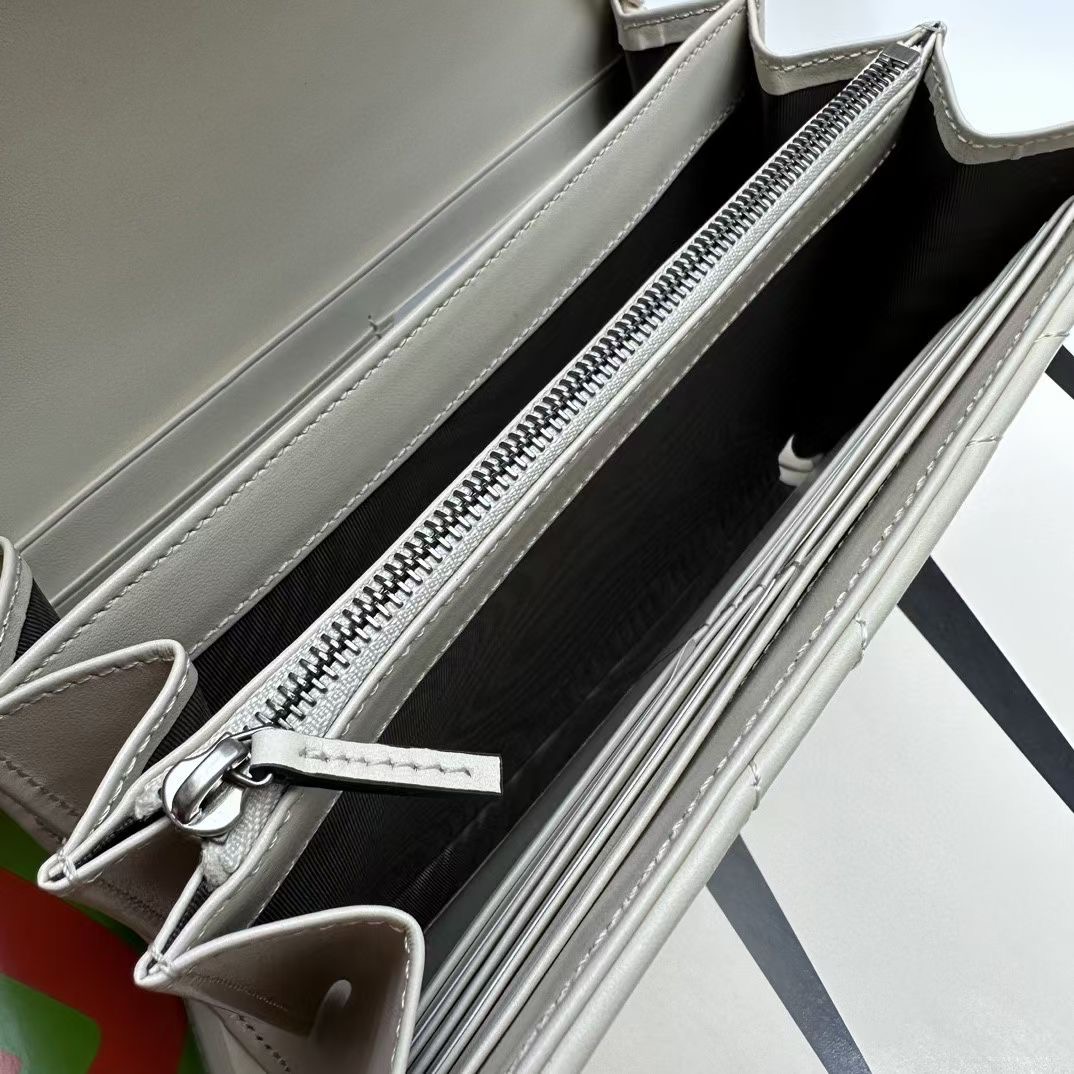 Gucci GG MARMONT SUPER MINI BAG 474575 White Gucci GG MARMONT SUPER MINI BAG 474575 White