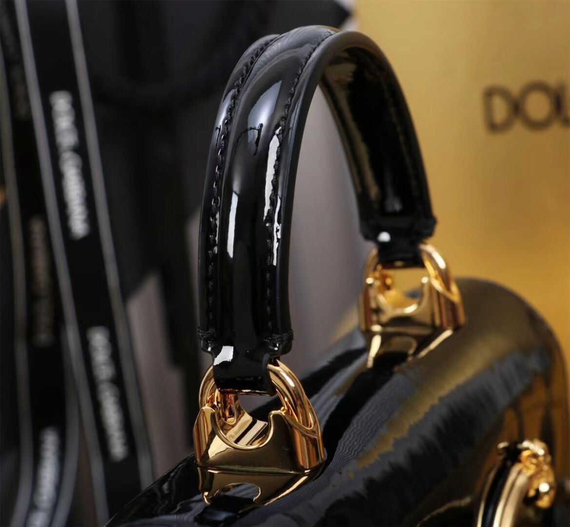 Dolce & Gabbana Patent leather Shoulder Bag G6504 black Dolce & Gabbana Patent leather Shoulder Bag G6504 black