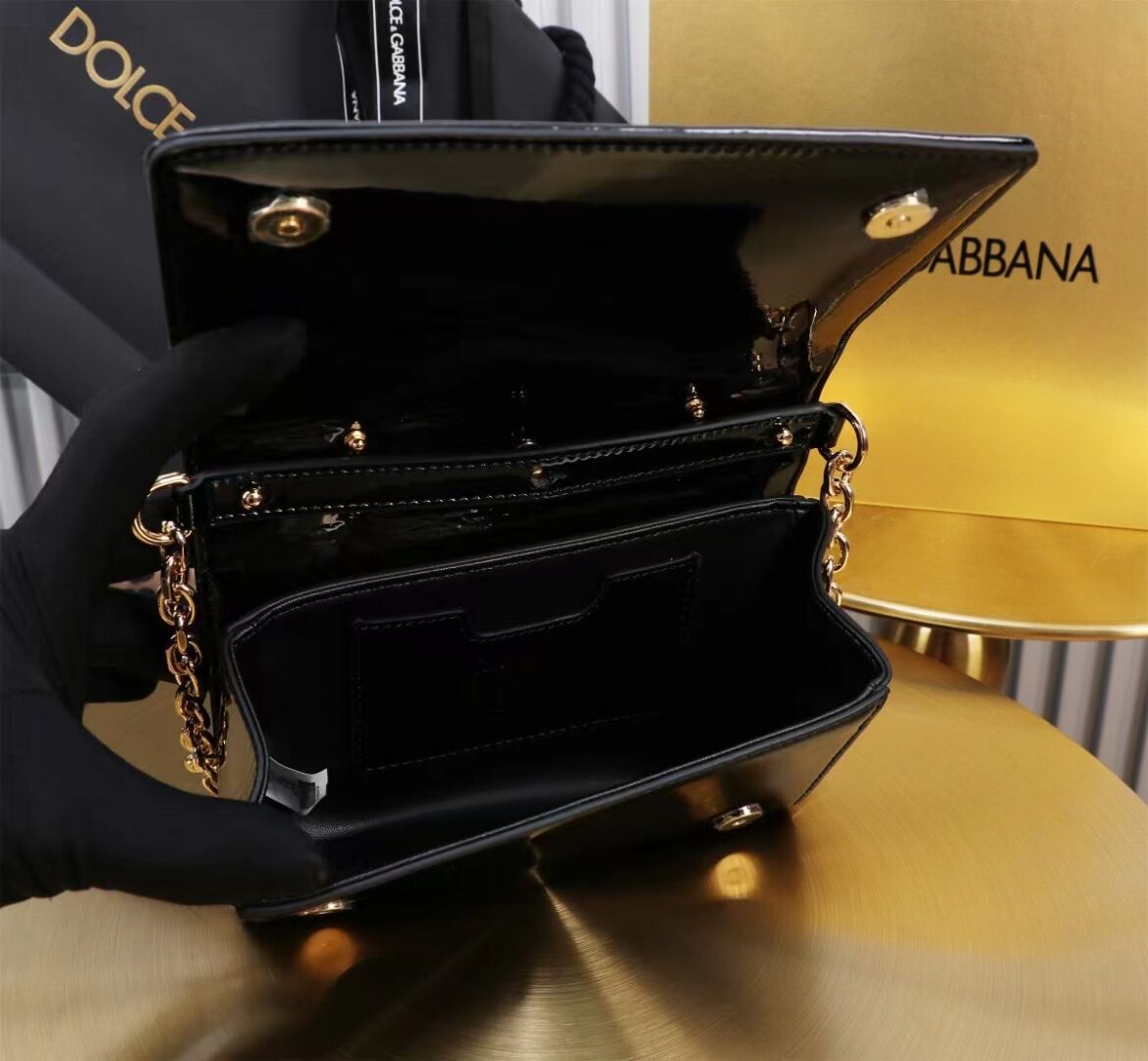 Dolce & Gabbana Patent leather Shoulder Bag G6504 black Dolce & Gabbana Patent leather Shoulder Bag G6504 black