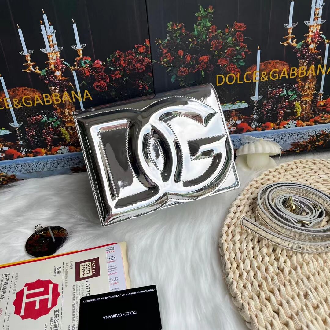 Dolce & Gabbana Patent leather Shoulder Bag G6551 silver Dolce & Gabbana Patent leather Shoulder Bag G6551 silver