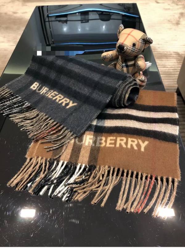 Burberry Scarf BBC00171 Burberry Scarf BBC00171