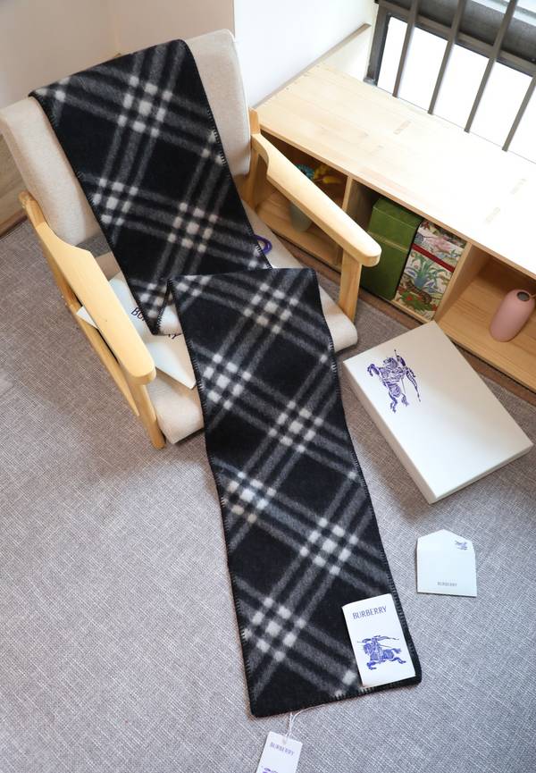 Burberry Scarf BBC00174 Burberry Scarf BBC00174