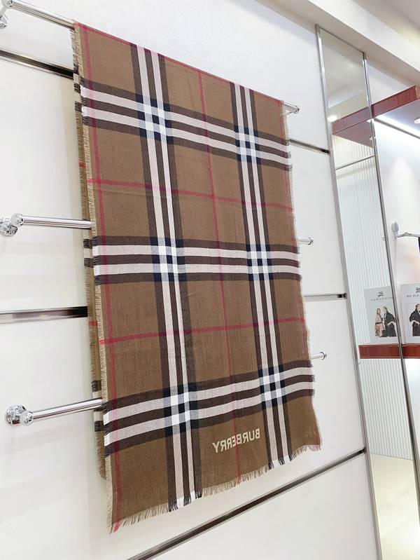Burberry Scarf BBC00190 Burberry Scarf BBC00190